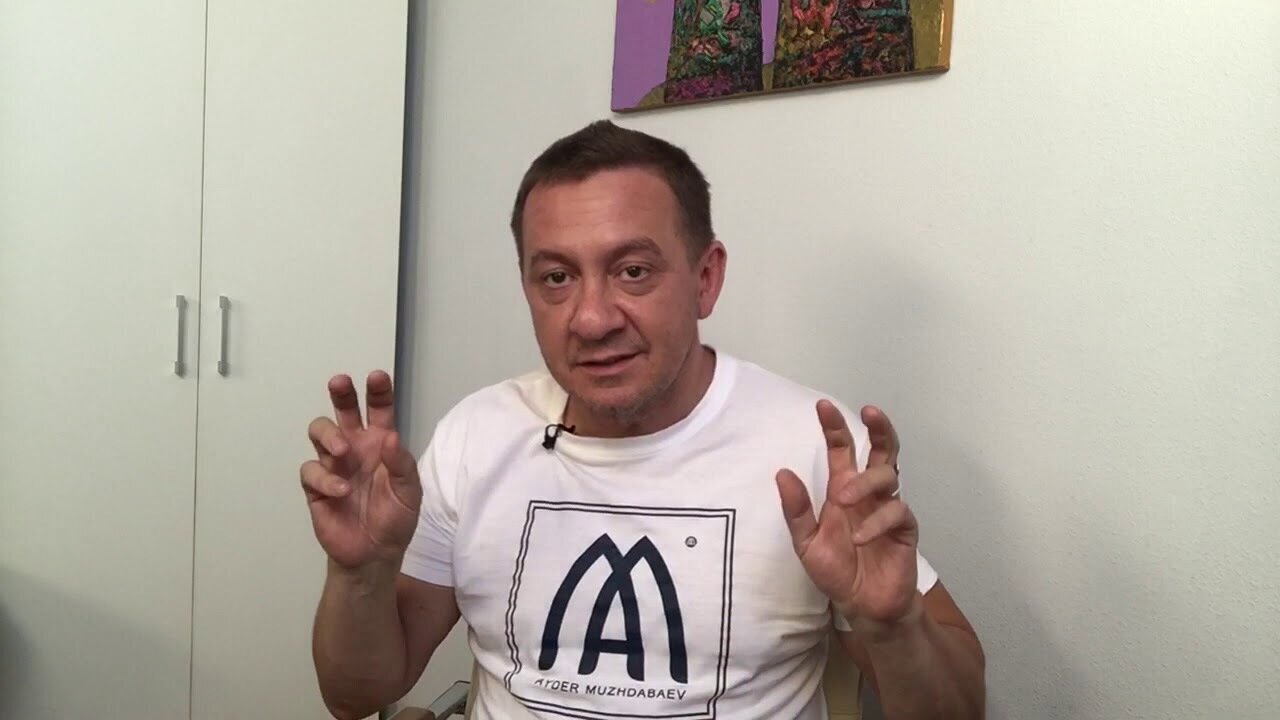 «Со злости разбить Афон». И почему Порошенко не может быть «кандидатом Путина»