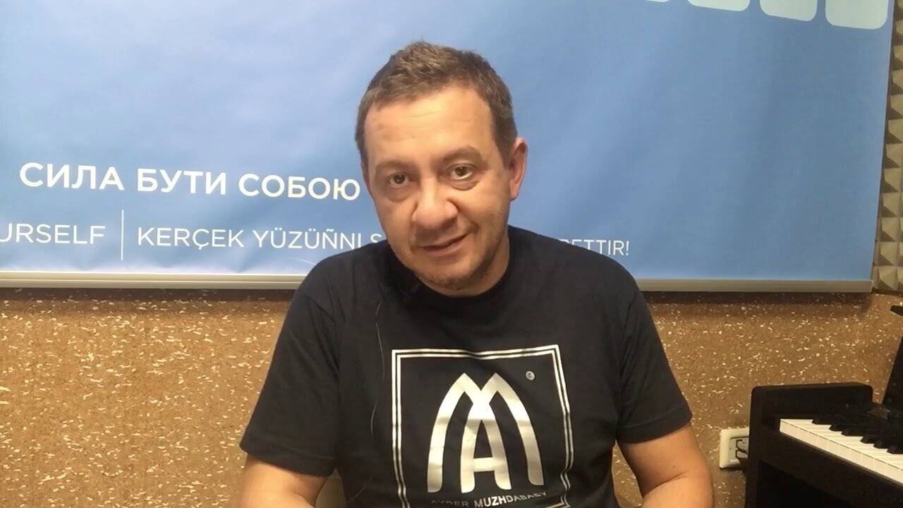 Украинская журналистика или шоу полезных идиотов? Посмотрим